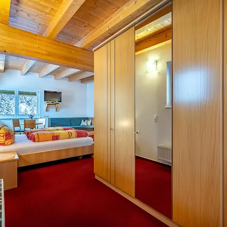 Grissemann By Interhome